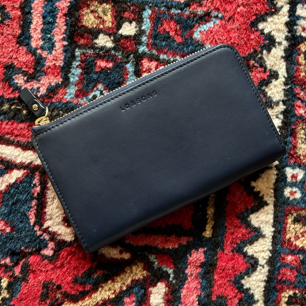 253 • Lo & Sons Magnolia Leather Wallet •